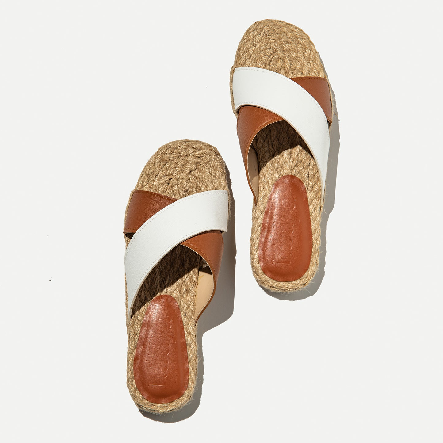 Cita Sustainable Abaca Sliders