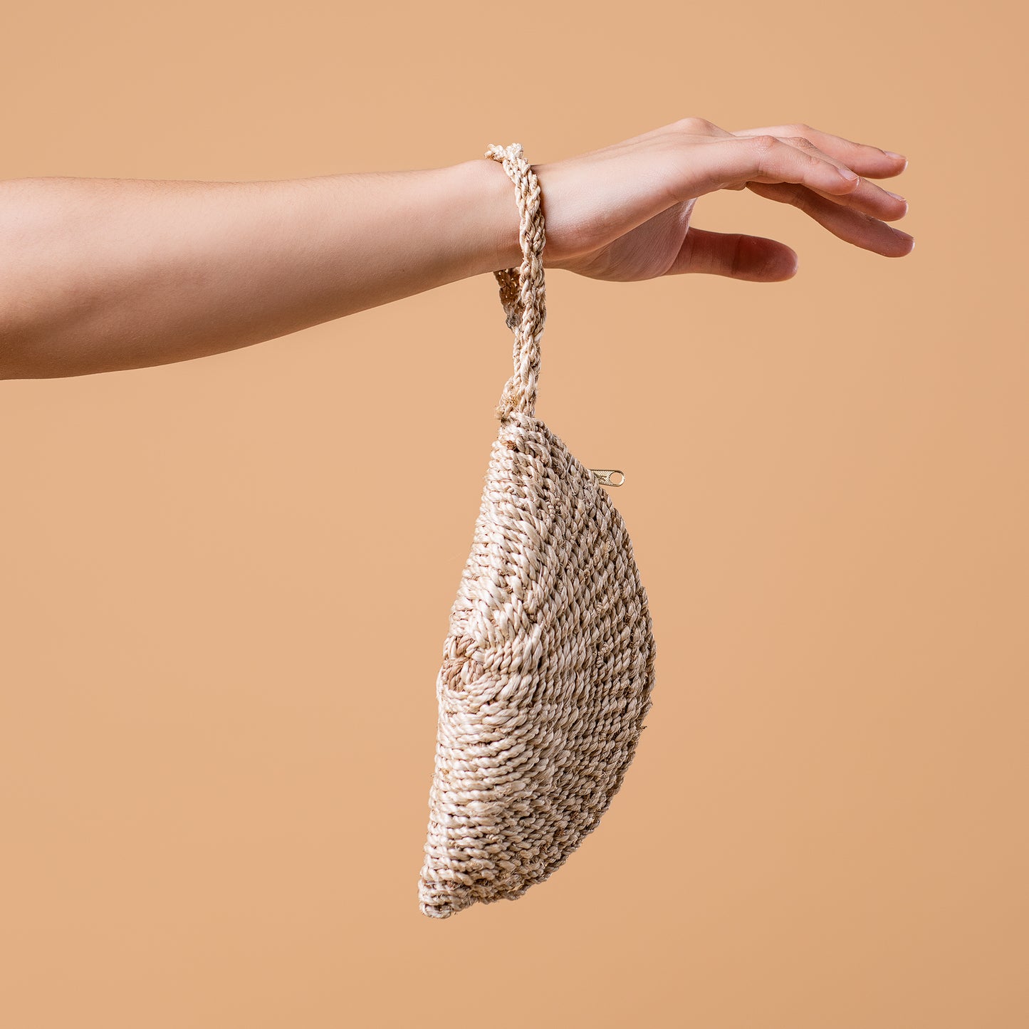 Emma Abaca Clam Purse