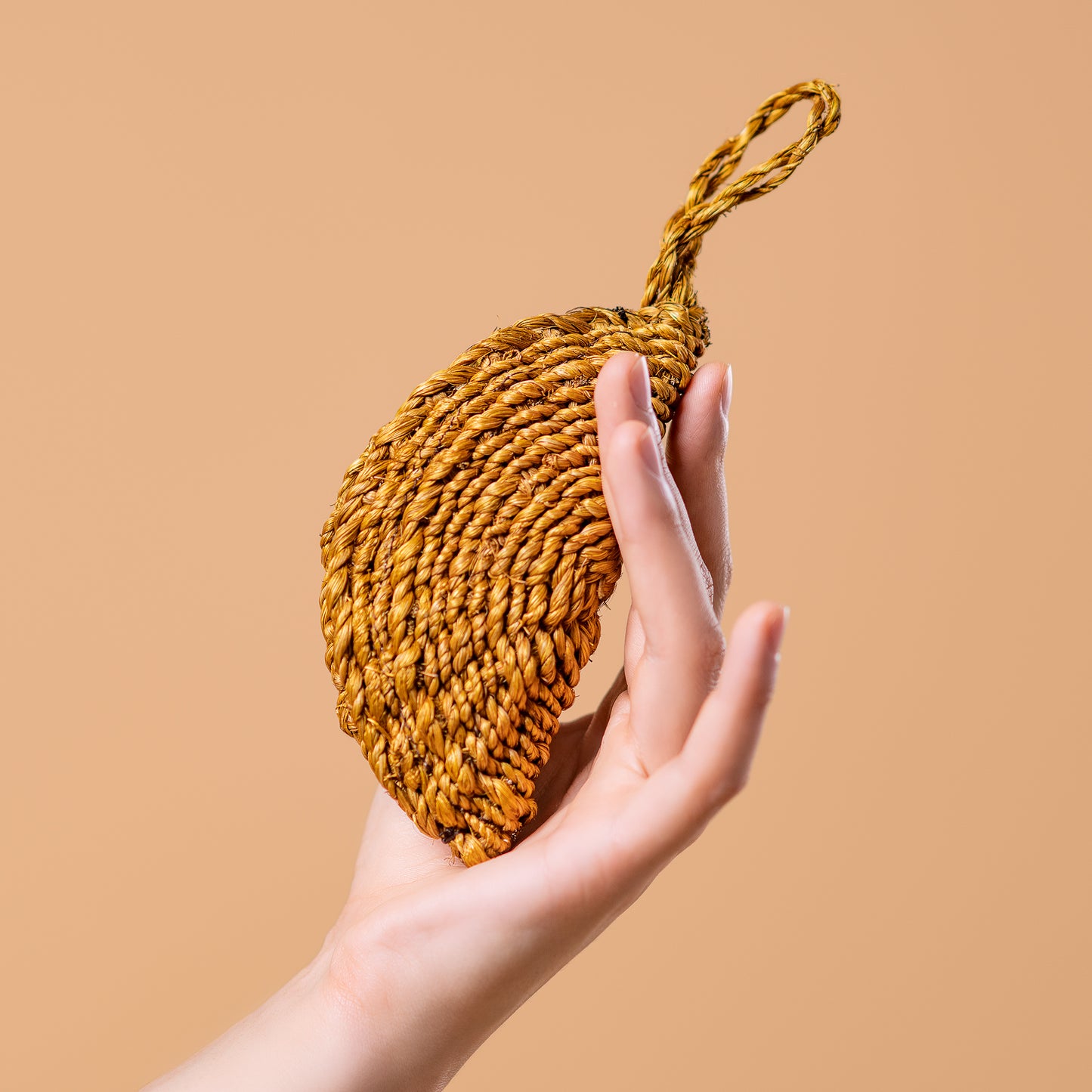 Lena Abaca Clam Change Purse